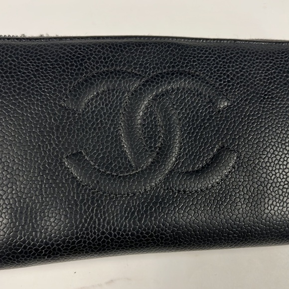 Chanel Classic Black Caviar Leather Long Clutch Zip Around Wallet - Picture 5 of 16